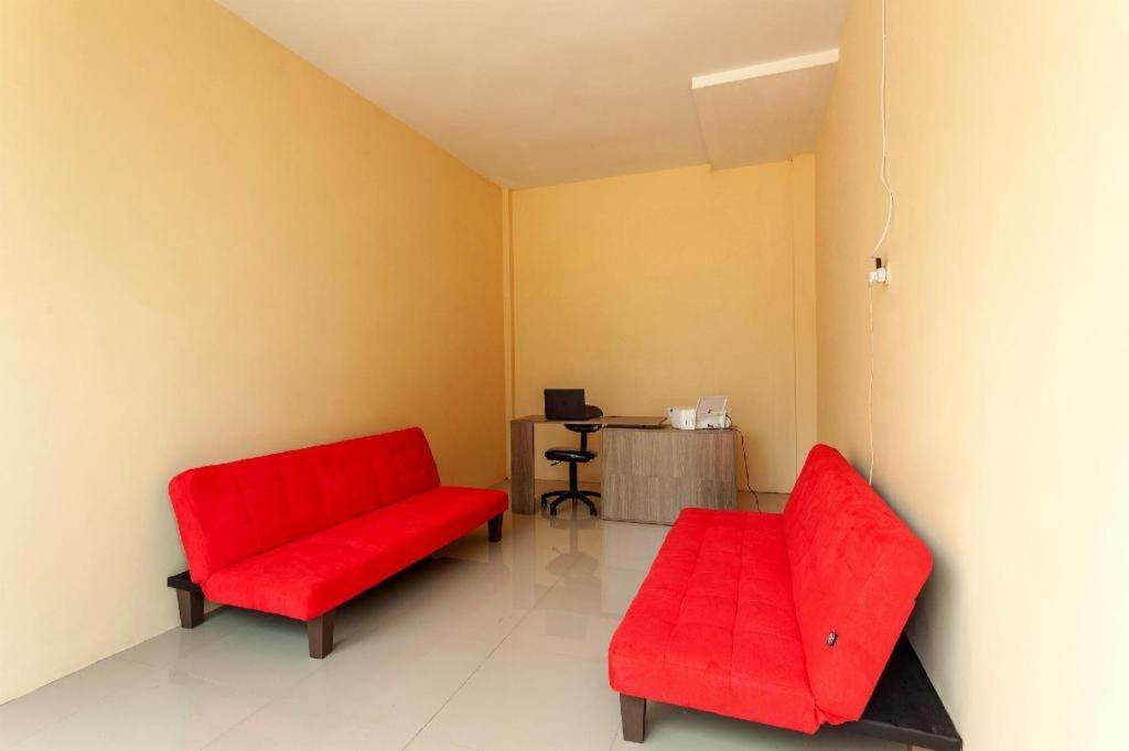 Richmond Guest House Cirebon Redpartner Kültér fotó